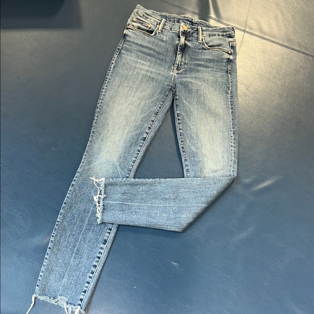 MOTHER sz 26 High Waisted Looker Ankle Fray Jeans - Deep Blue